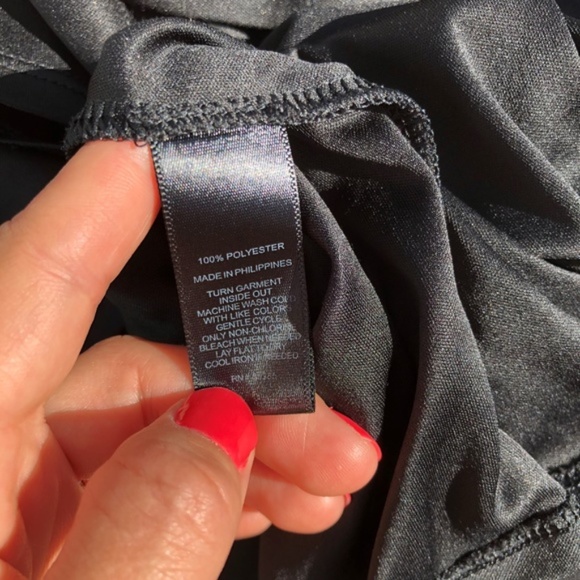 SOExpress Black Dress W/Pockets - Picture 4 of 8